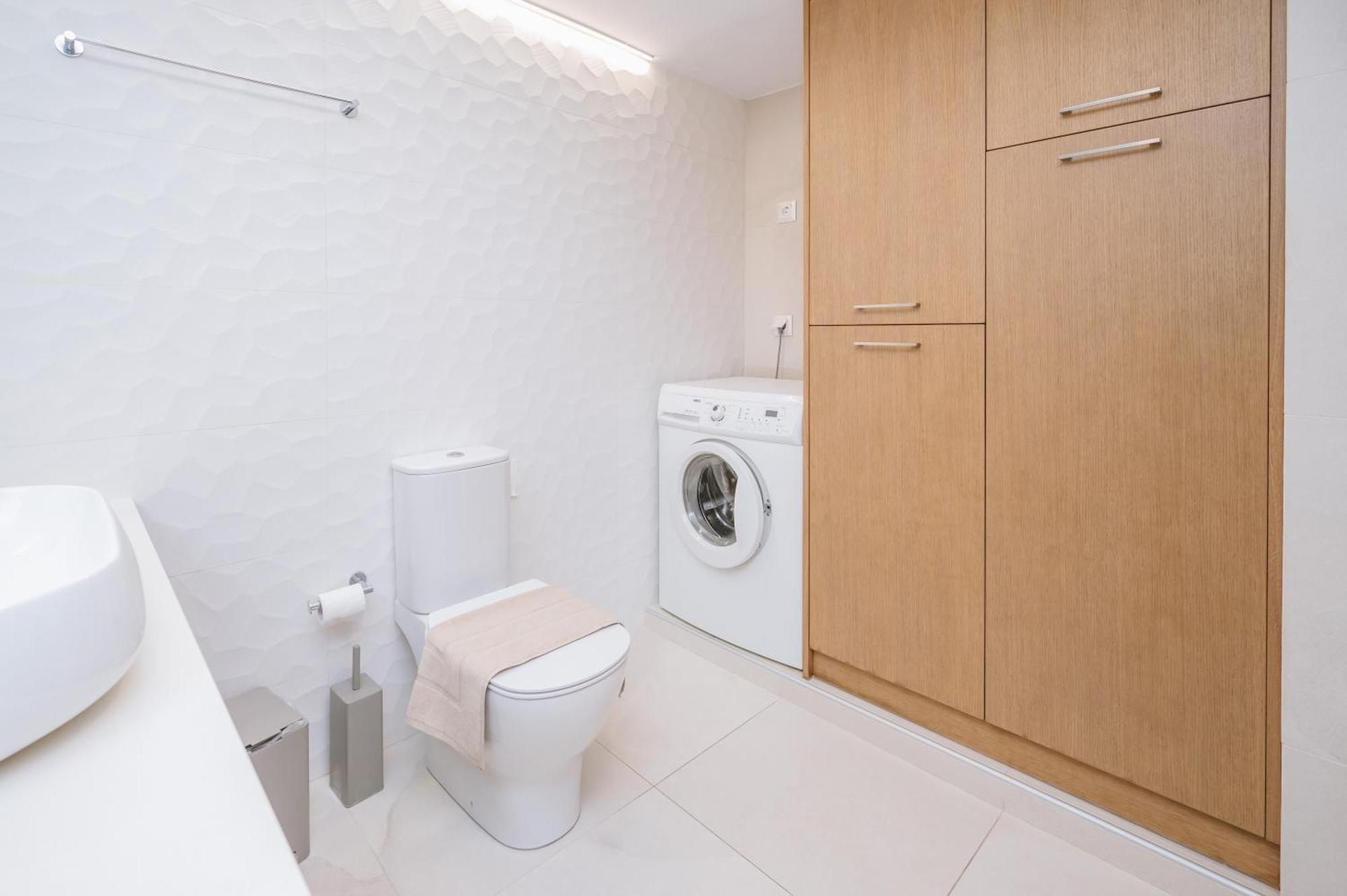 Brand New Family House Est. 2023 Appartement *
